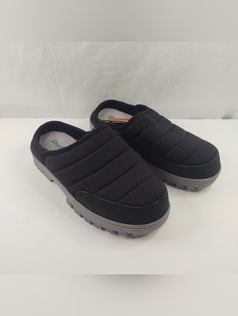NWT Dearfoams Energy Walk ALL Day Clog 7-8